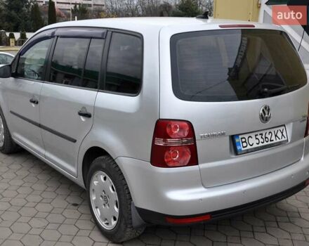 Сірий Фольксваген Туран, об'ємом двигуна 1.9 л та пробігом 172 тис. км за 6999 $, фото 11 на Automoto.ua