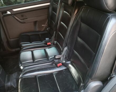 Сірий Фольксваген Туран, об'ємом двигуна 2 л та пробігом 325 тис. км за 9000 $, фото 14 на Automoto.ua