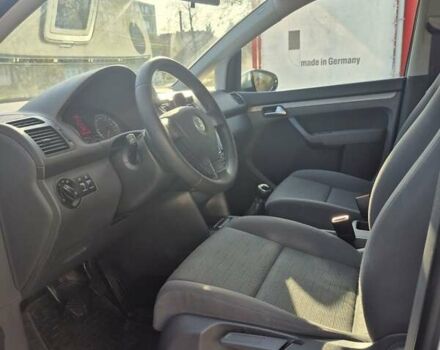 Серый Фольксваген Туран, объемом двигателя 1.9 л и пробегом 238 тыс. км за 9200 $, фото 11 на Automoto.ua