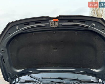 Серый Фольксваген Туран, объемом двигателя 1.4 л и пробегом 286 тыс. км за 8500 $, фото 21 на Automoto.ua