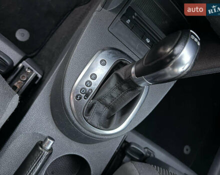 Серый Фольксваген Туран, объемом двигателя 1.4 л и пробегом 286 тыс. км за 8500 $, фото 13 на Automoto.ua