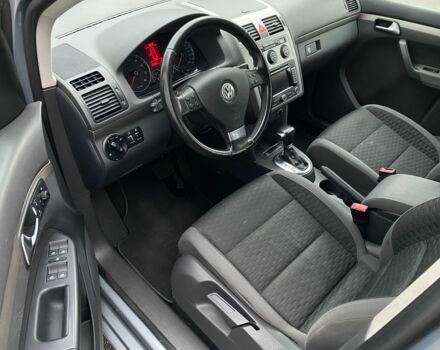 Серый Фольксваген Туран, объемом двигателя 1.4 л и пробегом 221 тыс. км за 7900 $, фото 11 на Automoto.ua