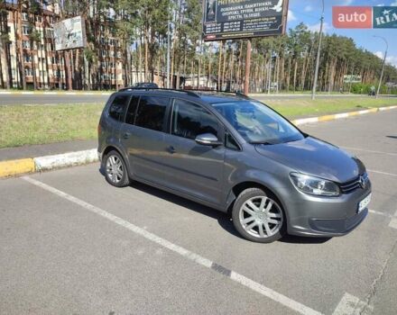 Сірий Фольксваген Туран, об'ємом двигуна 1.6 л та пробігом 247 тис. км за 9800 $, фото 1 на Automoto.ua
