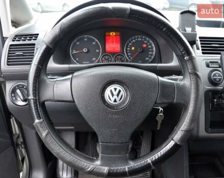Сірий Фольксваген Туран, об'ємом двигуна 1.9 л та пробігом 172 тис. км за 6999 $, фото 37 на Automoto.ua