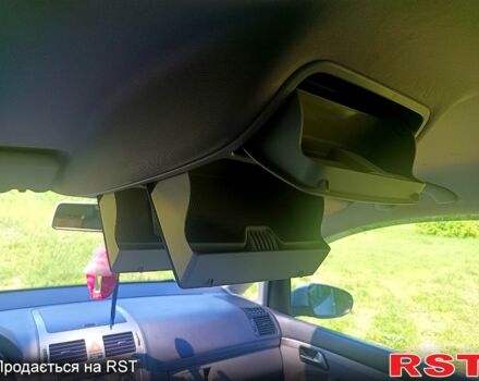 Серый Фольксваген Туран, объемом двигателя 1.4 л и пробегом 228 тыс. км за 7300 $, фото 7 на Automoto.ua