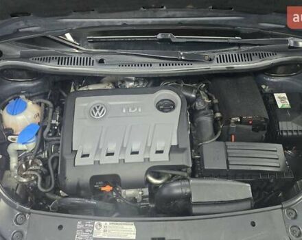 Серый Фольксваген Туран, объемом двигателя 1.6 л и пробегом 284 тыс. км за 9600 $, фото 35 на Automoto.ua