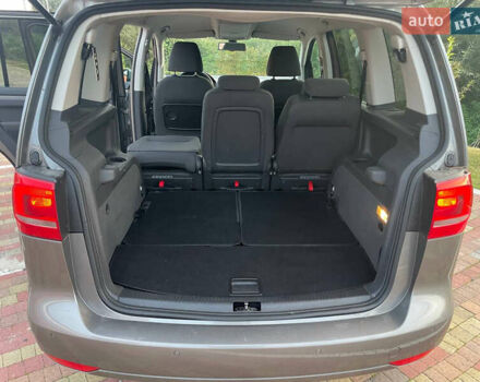 Сірий Фольксваген Туран, об'ємом двигуна 1.6 л та пробігом 230 тис. км за 11500 $, фото 13 на Automoto.ua