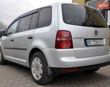 Сірий Фольксваген Туран, об'ємом двигуна 1.9 л та пробігом 172 тис. км за 6999 $, фото 12 на Automoto.ua