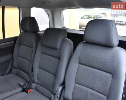 Сірий Фольксваген Туран, об'ємом двигуна 1.9 л та пробігом 172 тис. км за 6999 $, фото 19 на Automoto.ua