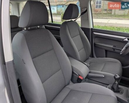 Серый Фольксваген Туран, объемом двигателя 1.4 л и пробегом 274 тыс. км за 7500 $, фото 33 на Automoto.ua