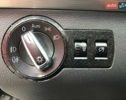 Сірий Фольксваген Туран, об'ємом двигуна 1.6 л та пробігом 265 тис. км за 9990 $, фото 17 на Automoto.ua