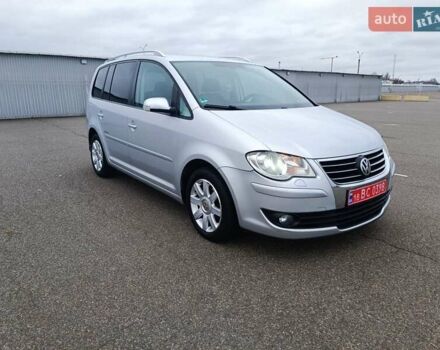 Серый Фольксваген Туран, объемом двигателя 1.4 л и пробегом 195 тыс. км за 7800 $, фото 12 на Automoto.ua