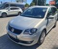 Серый Фольксваген Туран, объемом двигателя 1.97 л и пробегом 363 тыс. км за 7950 $, фото 4 на Automoto.ua