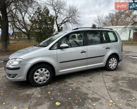 Сірий Фольксваген Туран, об'ємом двигуна 1.39 л та пробігом 216 тис. км за 8500 $, фото 2 на Automoto.ua