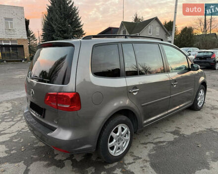 Серый Фольксваген Туран, объемом двигателя 1.4 л и пробегом 286 тыс. км за 8500 $, фото 5 на Automoto.ua