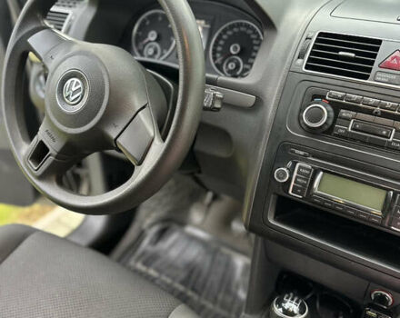 Серый Фольксваген Туран, объемом двигателя 1.6 л и пробегом 280 тыс. км за 10850 $, фото 3 на Automoto.ua