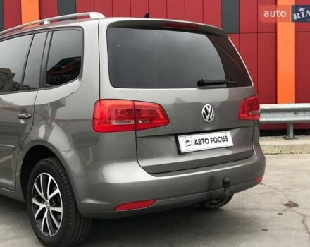 Сірий Фольксваген Туран, об'ємом двигуна 1.6 л та пробігом 265 тис. км за 9990 $, фото 5 на Automoto.ua