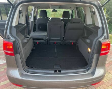 Сірий Фольксваген Туран, об'ємом двигуна 1.6 л та пробігом 230 тис. км за 11500 $, фото 7 на Automoto.ua