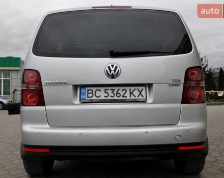 Сірий Фольксваген Туран, об'ємом двигуна 1.9 л та пробігом 172 тис. км за 6999 $, фото 10 на Automoto.ua