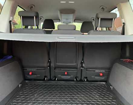 Серый Фольксваген Туран, объемом двигателя 1.6 л и пробегом 229 тыс. км за 11600 $, фото 8 на Automoto.ua