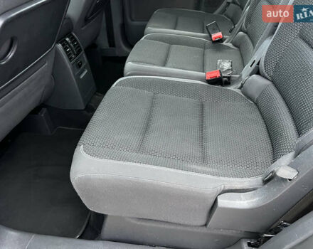 Сірий Фольксваген Туран, об'ємом двигуна 1.4 л та пробігом 223 тис. км за 7750 $, фото 77 на Automoto.ua