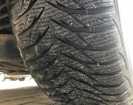 Серый Фольксваген Туран, объемом двигателя 1.4 л и пробегом 220 тыс. км за 10500 $, фото 7 на Automoto.ua