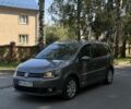 Сірий Фольксваген Туран, об'ємом двигуна 2 л та пробігом 245 тис. км за 11800 $, фото 3 на Automoto.ua