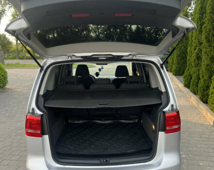 Серый Фольксваген Туран, объемом двигателя 1.6 л и пробегом 262 тыс. км за 8800 $, фото 13 на Automoto.ua