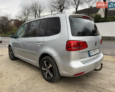 Серый Фольксваген Туран, объемом двигателя 1.4 л и пробегом 300 тыс. км за 7000 $, фото 5 на Automoto.ua