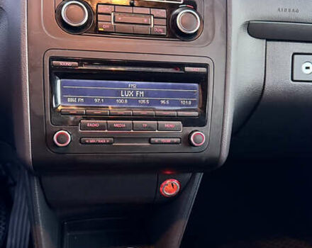 Серый Фольксваген Туран, объемом двигателя 1.6 л и пробегом 331 тыс. км за 8700 $, фото 35 на Automoto.ua