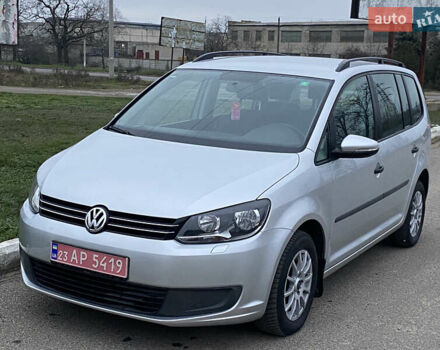 Серый Фольксваген Туран, объемом двигателя 1.4 л и пробегом 179 тыс. км за 8300 $, фото 2 на Automoto.ua