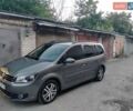 Серый Фольксваген Туран, объемом двигателя 1.6 л и пробегом 272 тыс. км за 9600 $, фото 27 на Automoto.ua