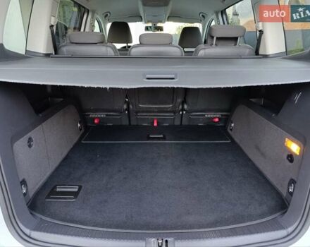 Серый Фольксваген Туран, объемом двигателя 1.6 л и пробегом 215 тыс. км за 10900 $, фото 31 на Automoto.ua