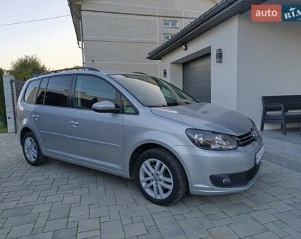 Серый Фольксваген Туран, объемом двигателя 1.6 л и пробегом 215 тыс. км за 10900 $, фото 6 на Automoto.ua