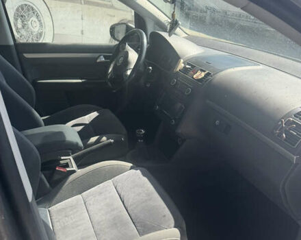 Сірий Фольксваген Туран, об'ємом двигуна 1.97 л та пробігом 209 тис. км за 12200 $, фото 15 на Automoto.ua