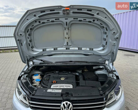 Серый Фольксваген Туран, объемом двигателя 1.4 л и пробегом 223 тыс. км за 7850 $, фото 103 на Automoto.ua