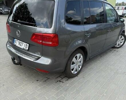 Сірий Фольксваген Туран, об'ємом двигуна 1.6 л та пробігом 284 тис. км за 10000 $, фото 3 на Automoto.ua