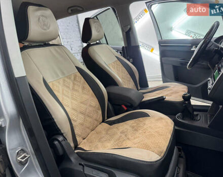 Серый Фольксваген Туран, объемом двигателя 1.4 л и пробегом 308 тыс. км за 6150 $, фото 19 на Automoto.ua