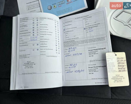 Серый Фольксваген Туран, объемом двигателя 2 л и пробегом 234 тыс. км за 12350 $, фото 171 на Automoto.ua