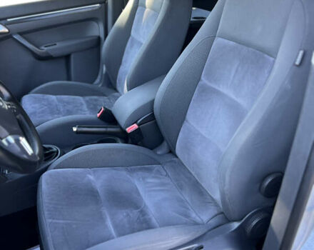 Серый Фольксваген Туран, объемом двигателя 2 л и пробегом 252 тыс. км за 11750 $, фото 39 на Automoto.ua