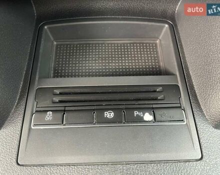 Серый Фольксваген Туран, объемом двигателя 1.39 л и пробегом 239 тыс. км за 7999 $, фото 39 на Automoto.ua