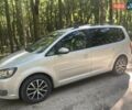 Серый Фольксваген Туран, объемом двигателя 1.39 л и пробегом 300 тыс. км за 9100 $, фото 1 на Automoto.ua