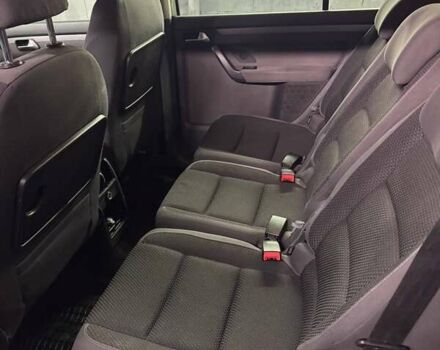 Сірий Фольксваген Туран, об'ємом двигуна 1.6 л та пробігом 245 тис. км за 9500 $, фото 14 на Automoto.ua