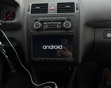 Сірий Фольксваген Туран, об'ємом двигуна 1.39 л та пробігом 227 тис. км за 10500 $, фото 9 на Automoto.ua