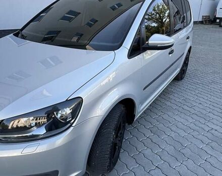 Серый Фольксваген Туран, объемом двигателя 1.6 л и пробегом 172 тыс. км за 11800 $, фото 1 на Automoto.ua