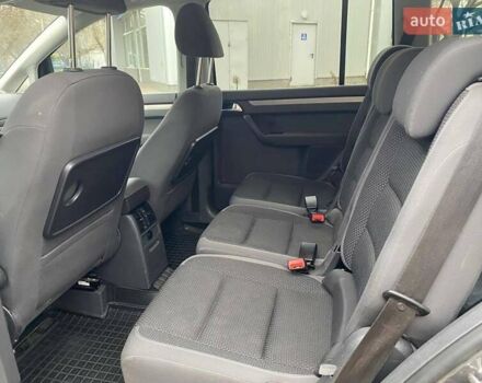 Серый Фольксваген Туран, объемом двигателя 1.39 л и пробегом 174 тыс. км за 10200 $, фото 28 на Automoto.ua