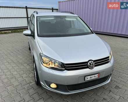 Серый Фольксваген Туран, объемом двигателя 1.4 л и пробегом 223 тыс. км за 7850 $, фото 2 на Automoto.ua