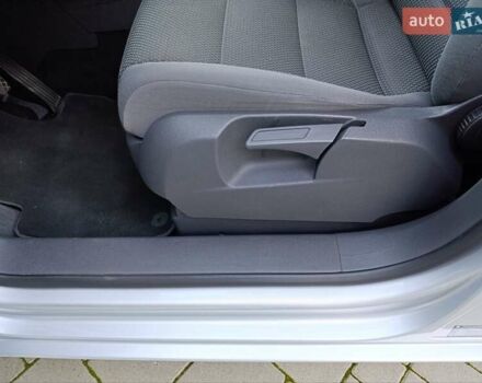 Серый Фольксваген Туран, объемом двигателя 1.6 л и пробегом 215 тыс. км за 10900 $, фото 27 на Automoto.ua