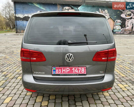 Сірий Фольксваген Туран, об'ємом двигуна 1.6 л та пробігом 244 тис. км за 10550 $, фото 7 на Automoto.ua