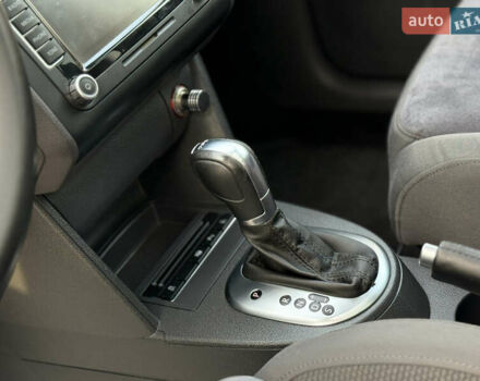 Сірий Фольксваген Туран, об'ємом двигуна 1.4 л та пробігом 217 тис. км за 9750 $, фото 35 на Automoto.ua